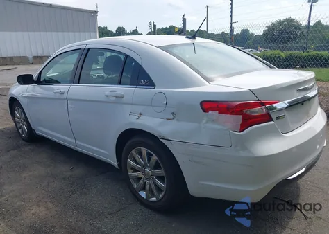 2014 Chrysler 200 Touring из США, поврежденный, VIN 1C3CCBBG7EN114957